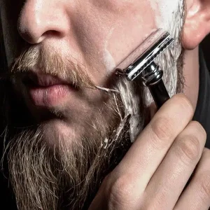 Cómo perfilar la barba en casa